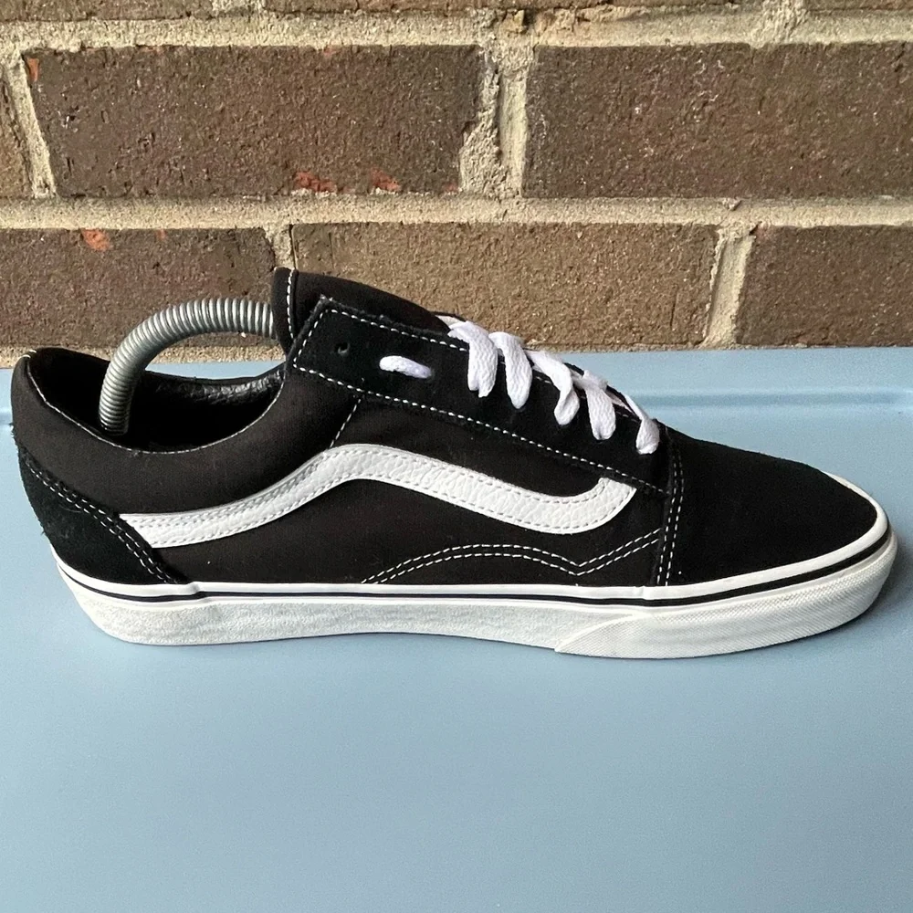 Vans Off The Wall Black And White Suede Sneakers - Picture 7 of 10
